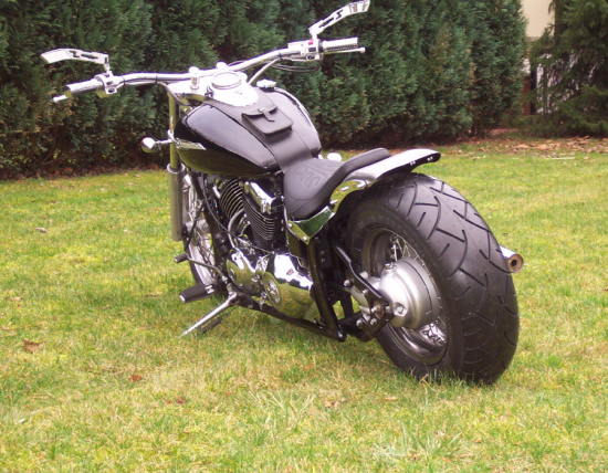 MB Fenderstruts  / schwarz-glanz / gekantet / Yamaha XVS 1100 DragStar / jed. Baujahr