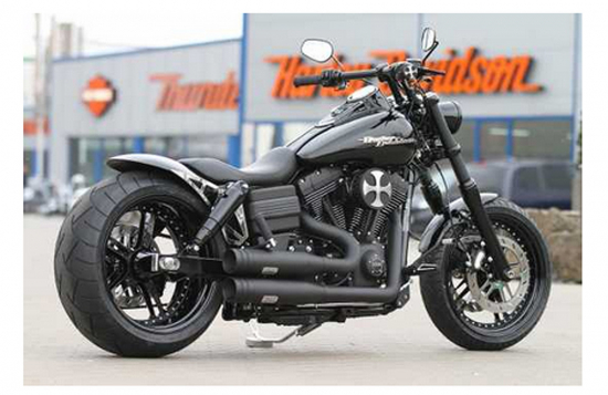 TB vorverlegt. Fußrastenanlage / V-Tech / Harley Dyna / 99 - 17 / TwinCam / TÜV