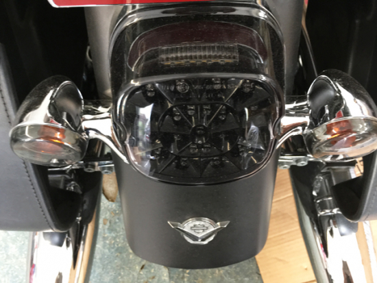 Harley DARK-CUSTOM LED-RÜCKLICHT / Smoke-Black / HD diverse Mod. / E-Zei / KZH-Beleuchtung oben