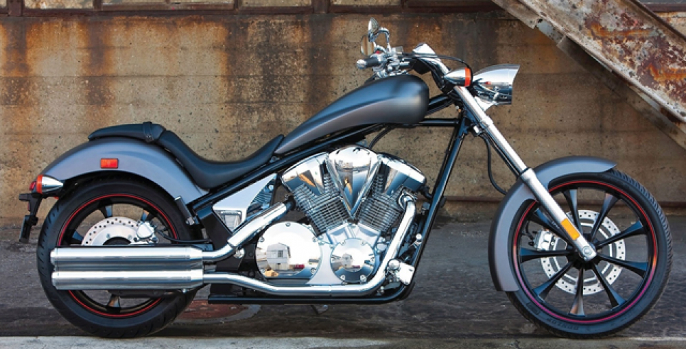 Sale: MILLER - Malibu - SlipOn - silber -  Honda VT 1300 CX Fury / SC 61 / KAT / EG-BE